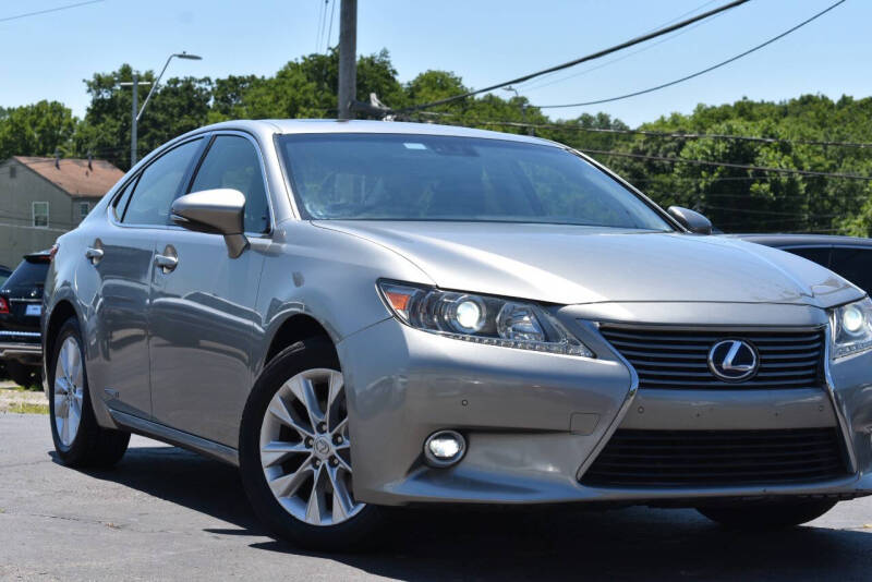 2015 Lexus ES 300h