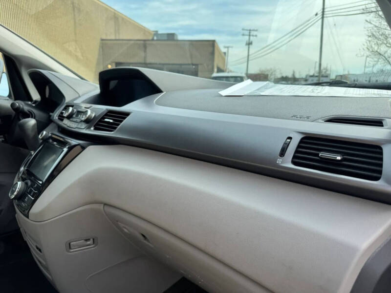 2016 Honda Odyssey SE