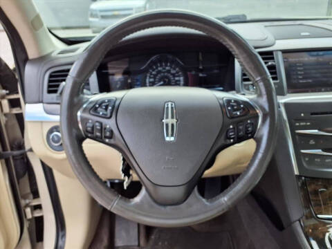 2014 Lincoln MKS