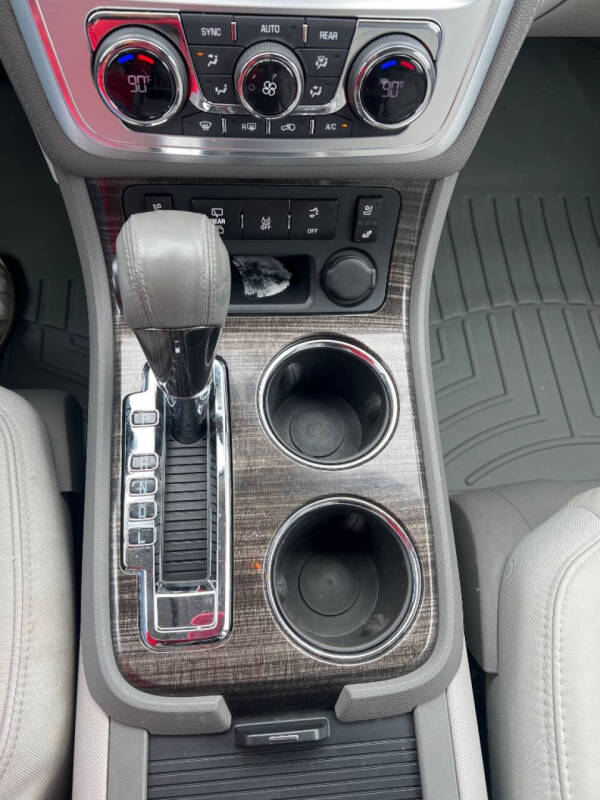 2014 GMC Acadia SLE-2