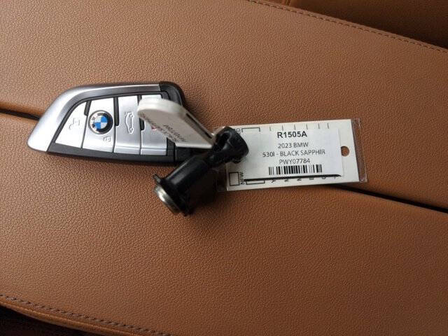 2023 BMW 5 Series 530i