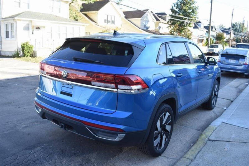 2024 Volkswagen Atlas Cross Sport SE