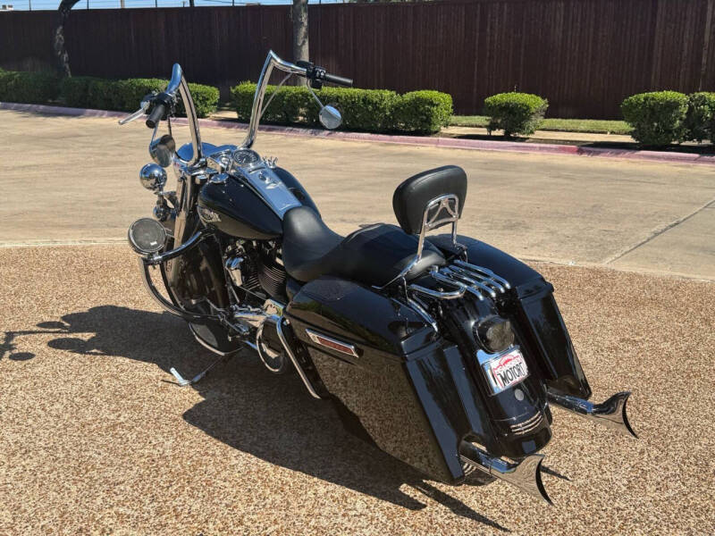 2022 Harley-Davidson Road King