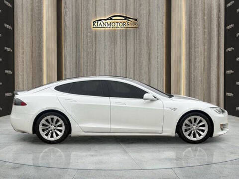 2016 Tesla Model S 75D