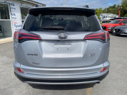 2018 Toyota RAV4 XLE