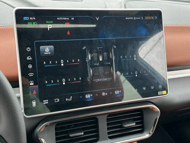 2025 VinFast VF8 Plus