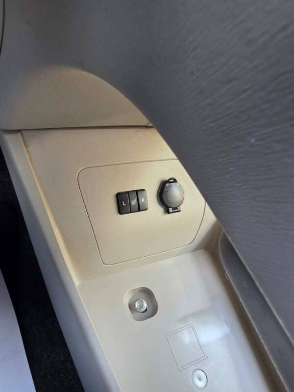 2015 Toyota Prius Four