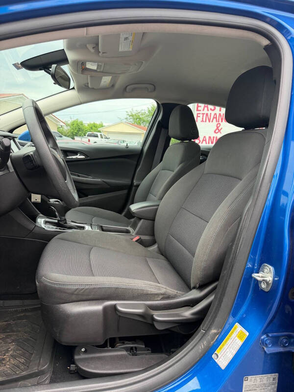 2017 Chevrolet Cruze LT Auto