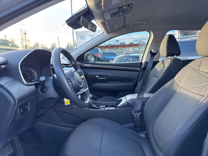 2022 Hyundai Tucson SE