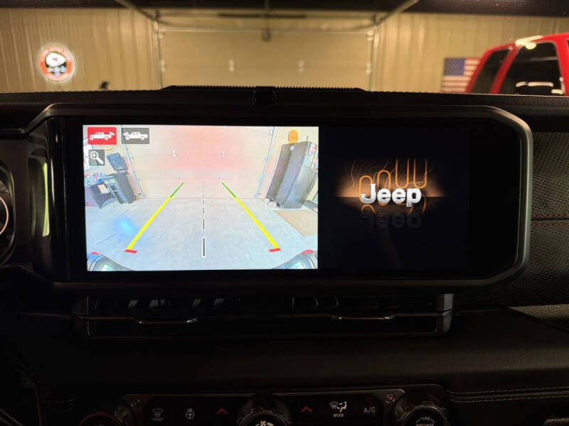 2024 Jeep Gladiator