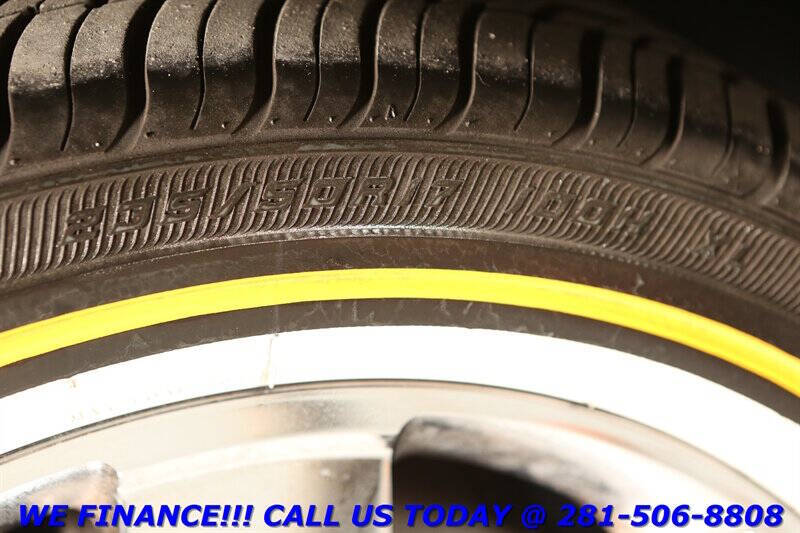 2003 Ford Thunderbird