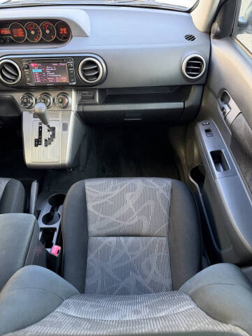 2014 Scion xB
