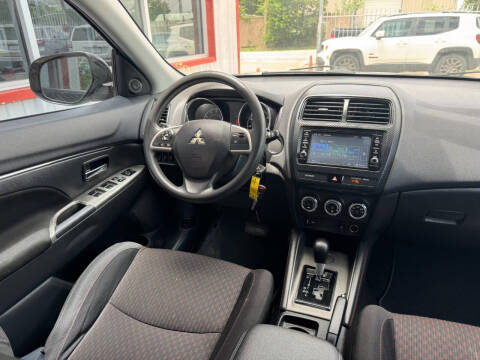 2019 Mitsubishi Outlander Sport ES