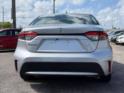 2022 Toyota Corolla LE