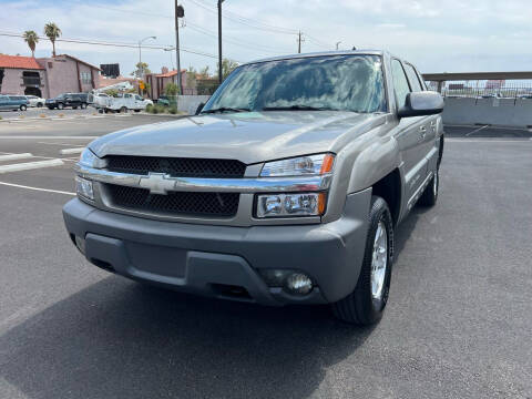 2002 Chevrolet Avalanche for sale at Loanstar Auto in Las Vegas NV