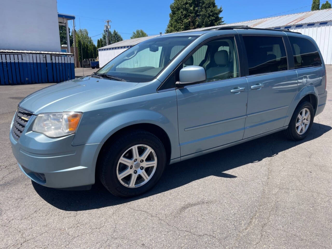 2008 Chrysler Town and Country for sale at Paradise Coach in Newberg, OR