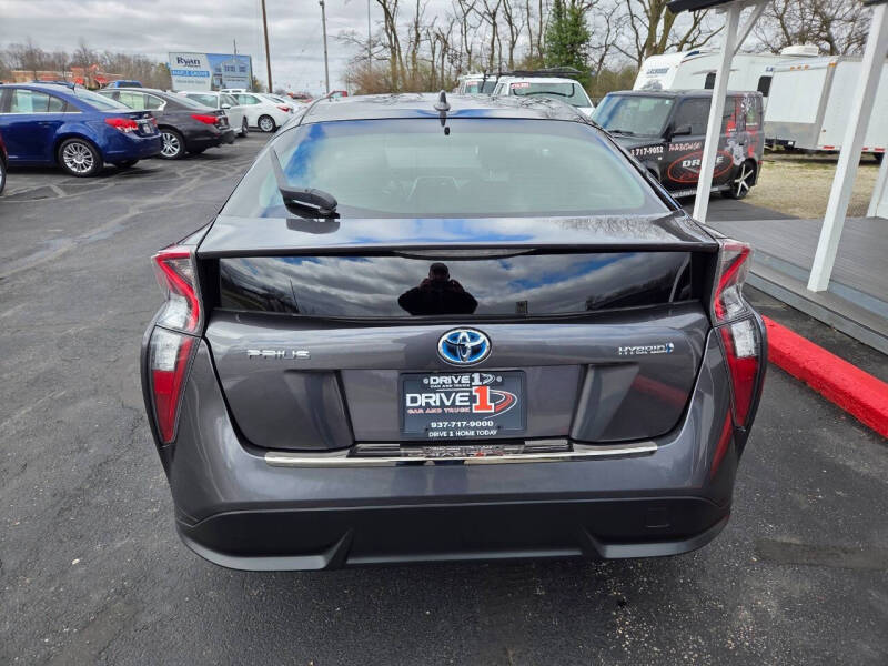 2016 Toyota Prius Four Touring