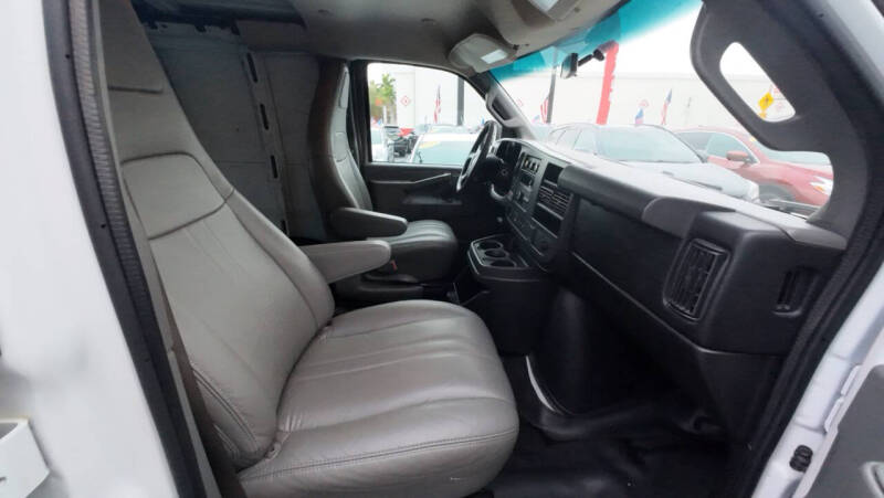 2016 Chevrolet Express 2500