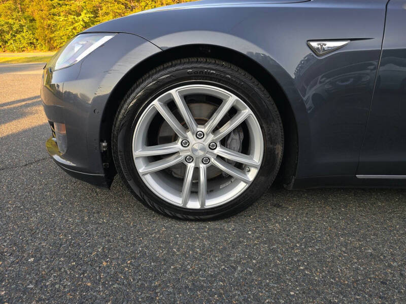 2015 Tesla Model S 70D