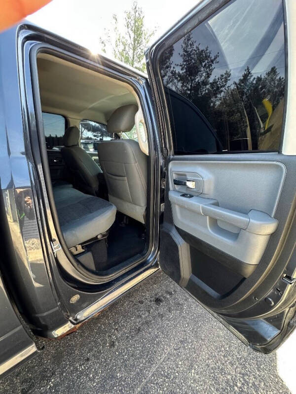 2015 RAM 1500 SLT