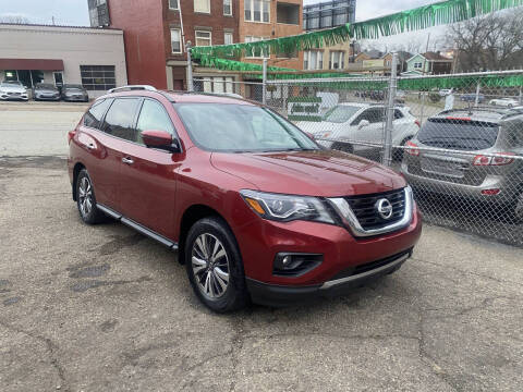 2017 Nissan Pathfinder SL