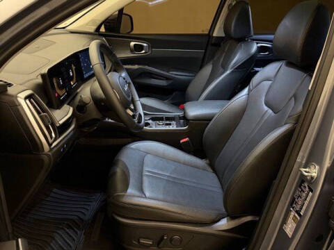 2025 Kia Sorento X-Line EX