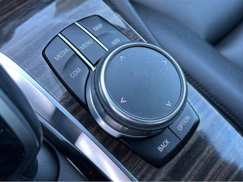 2019 BMW 5 Series 530e iPerformance