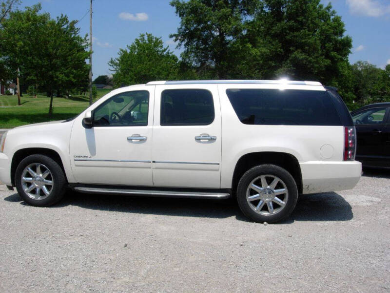 2011 GMC Yukon XL for sale at Greg Vallett Auto Sales in Steeleville IL