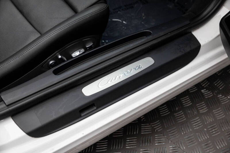 2012 Porsche 911 Carrera