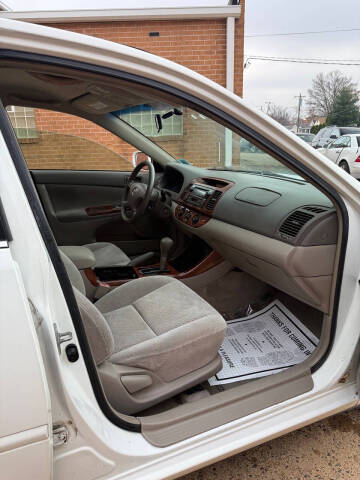 2003 Toyota Camry LE V6