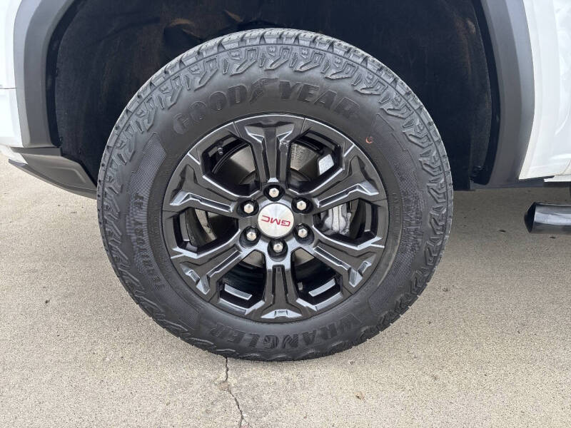 2023 GMC Canyon Elevation