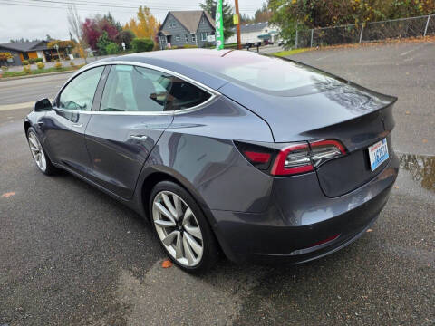 2018 Tesla Model 3 Mid Range