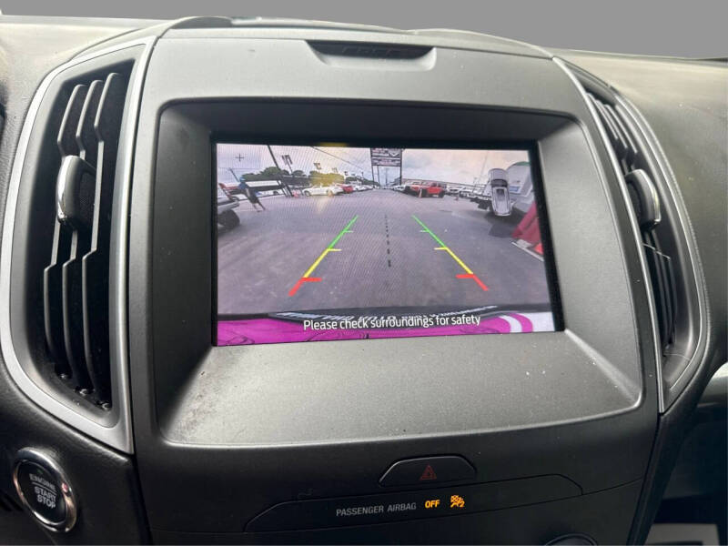 2020 Ford Edge SE