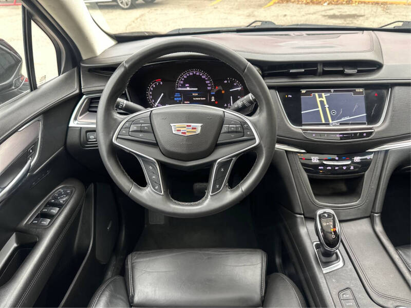 2017 Cadillac XT5 Premium Luxury