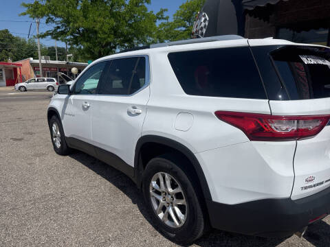 2018 Chevrolet Traverse LT Cloth