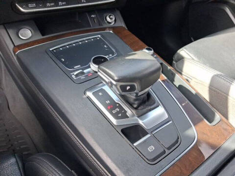 2019 Audi Q5 quattro Premium Plus 45 TFSI