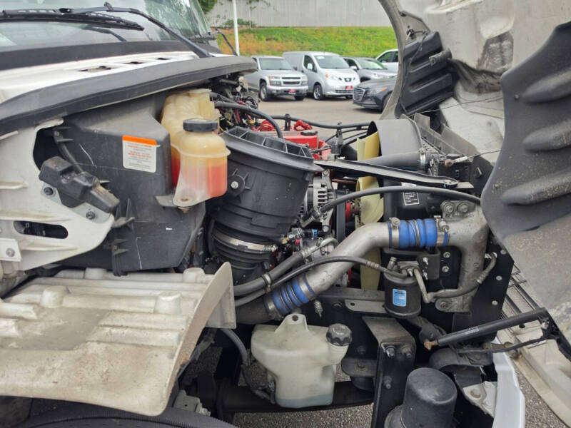 2018 Freightliner M2 106