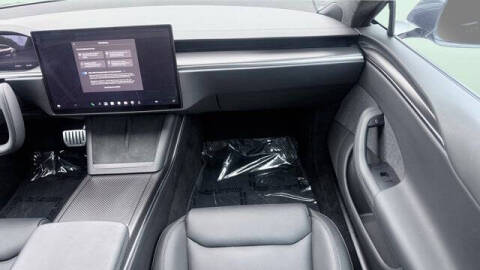 2022 Tesla Model S Plaid