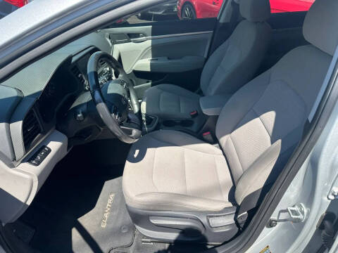 2020 Hyundai Elantra