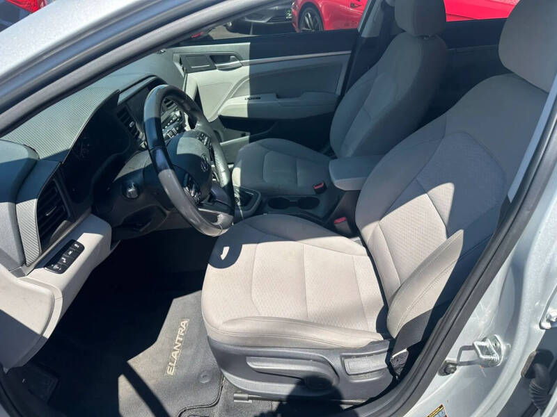 2020 Hyundai Elantra