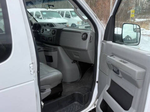 2014 Ford E-Series E-350 SD XL