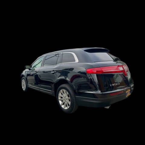 2019 Lincoln MKT Town Car for sale at Country Motors in Salinas, CA