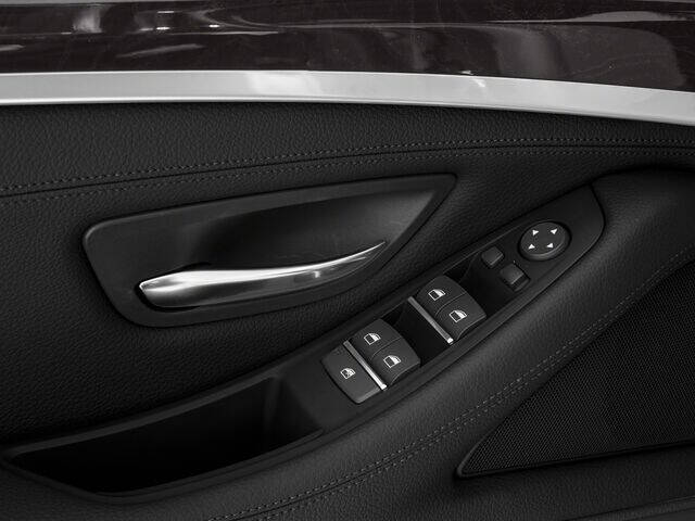 2016 BMW 5 Series 528i