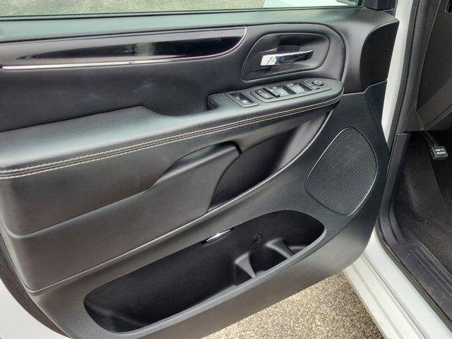 2018 Dodge Grand Caravan SE Plus