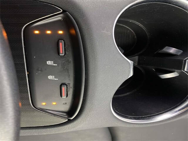 2022 Toyota Venza XLE