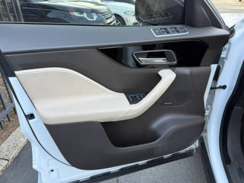 2018 Jaguar F-PACE 25t Prestige