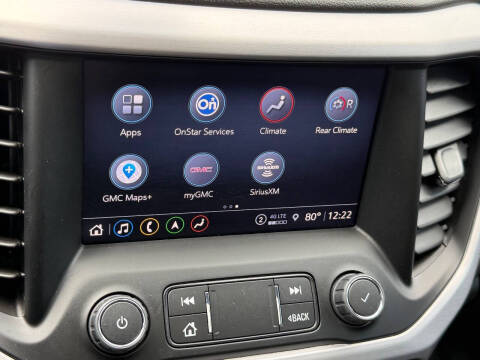 2023 GMC Acadia SLT