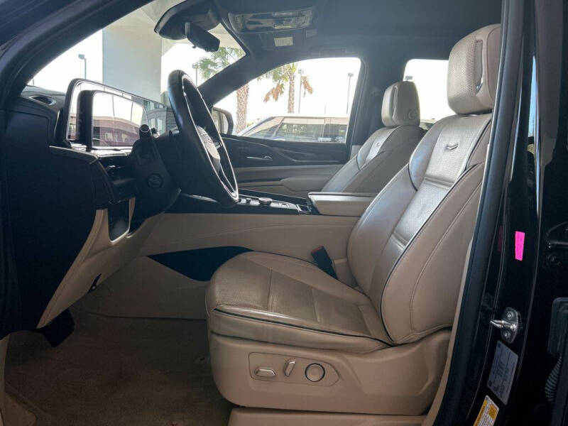 2024 Cadillac Escalade Premium Luxury
