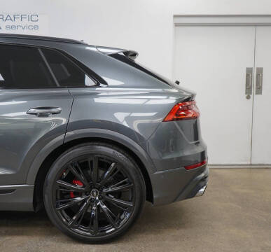 2023 Audi SQ8 4.0T quattro Premium Plus