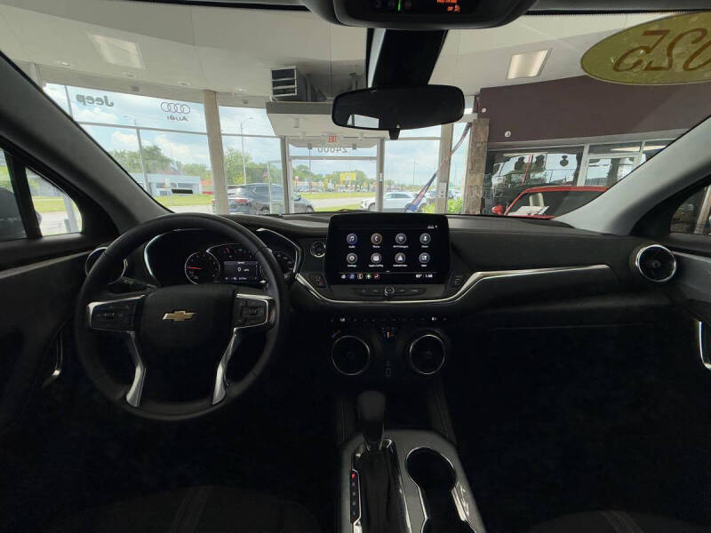 2025 Chevrolet Blazer LT